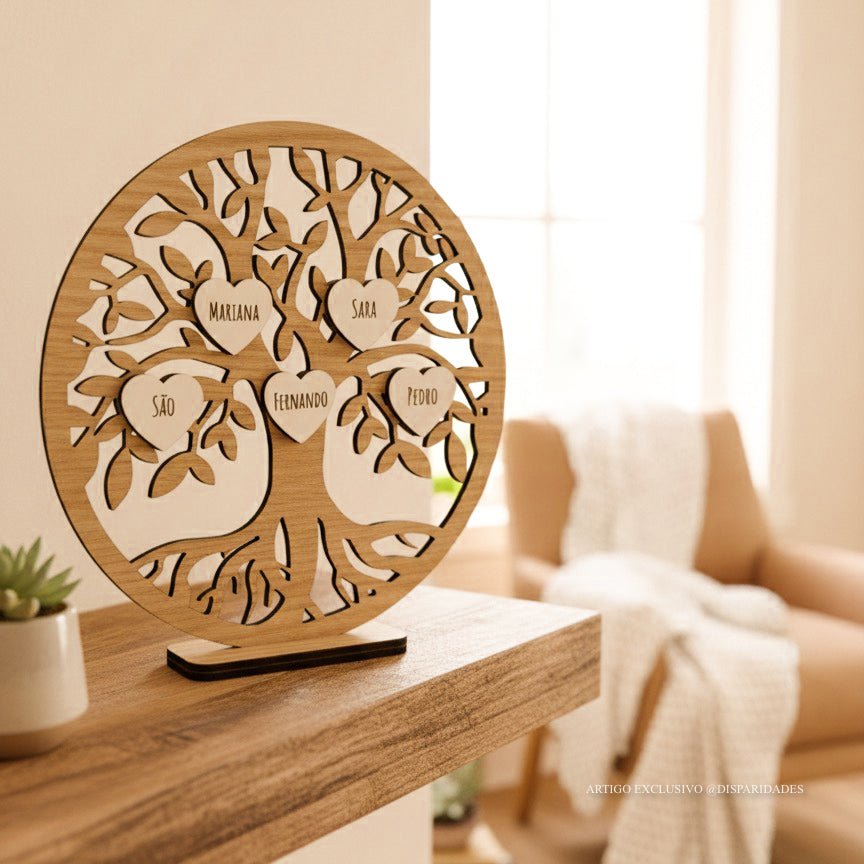 Árbol de la vida personalizado con corazones.