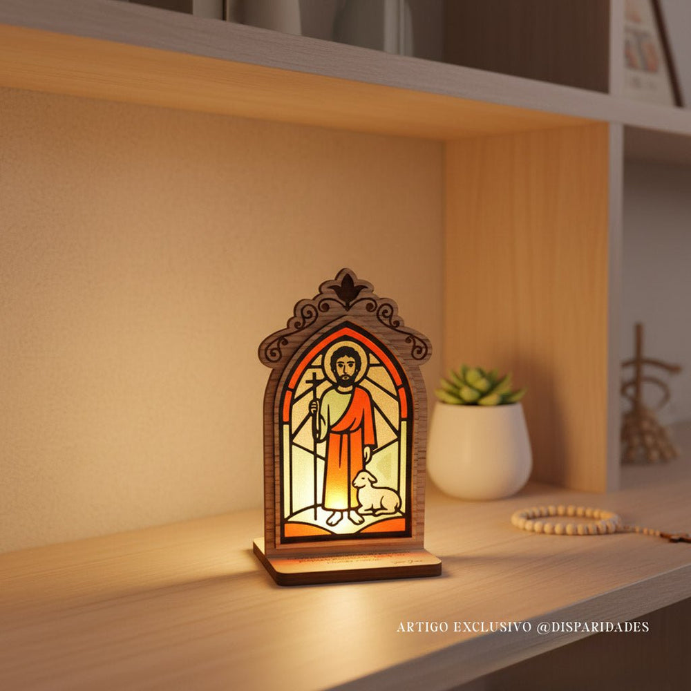 Oratório de Madeira com Vitral | São João