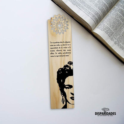 Marcador de livros personalizado-Produção própria-Choupo,Cor_Carvalho,Cor_Pinho,Frida,Gifts,Khalo,Marcador de livros,separador de livros,Tema_Bombeiros,Tema_Frida Khalo,Tema_Monkey,Tema_Ursinho na Lua,Tema_Viagem