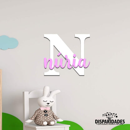 Placa Decorativa com inicial grande e nome-Produção própria-Cor_Amarelo,Cor_Azul,Cor_Rosa,Decoração de parede,Decoração infantil,Tamanho_20 cm,Tamanho_35 cm